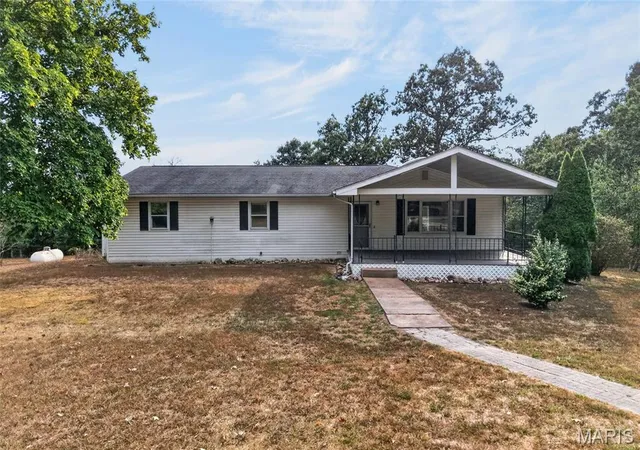 Photo 1 of Single family home for sale at 26217 Silver Ln, Waynesville, MO 65583 | MLS# MIS26053599 | Listing updated on 2026-09-19