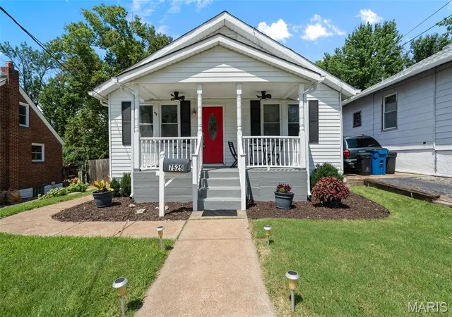 Photo 1 of Sale Pending at 7529 Weaver Ave, Saint Louis, MO 63143 | MLS# MIS26053604 | Listing updated on 2026-08-24