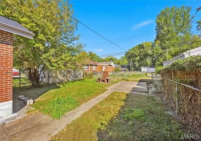 Photo 3 of Single family home for sale at 8249 Appleton Dr, Saint Louis, MO 63132 | MLS# MIS26053626 | Listing updated on 2026-10-21