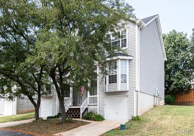 Townhouse for sale at 1603 Whispering Crk Dr, Ballwin, MO 63021 | MLS# MIS26053628