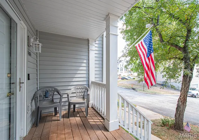 Photo 2 of Townhouse for sale at 1603 Whispering Crk Dr, Ballwin, MO 63021 | MLS# MIS26053628 | Listing updated on 2026-09-15