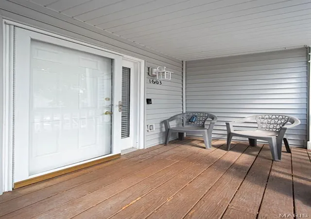 Photo 3 of Townhouse for sale at 1603 Whispering Crk Dr, Ballwin, MO 63021 | MLS# MIS26053628 | Listing updated on 2026-09-15