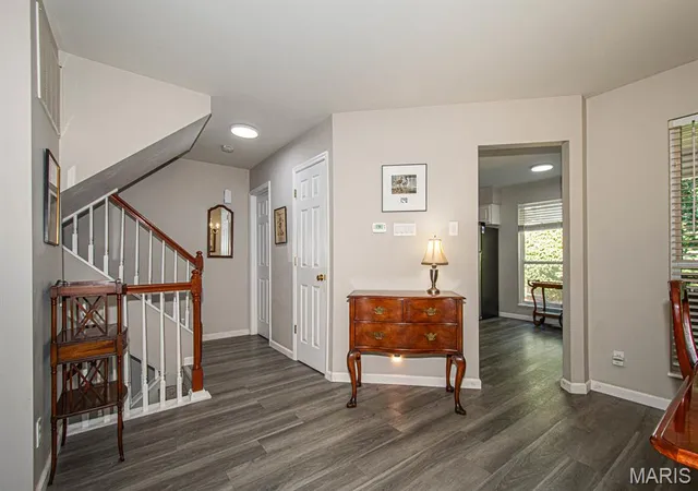 Photo 3 of Townhouse for sale at 1603 Whispering Crk Dr, Ballwin, MO 63021 | MLS# MIS26053628 | Listing updated on 2026-09-15