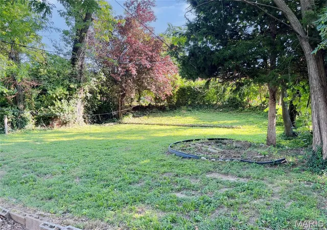 Photo 4 of Sale Pending at 6735 Edison Ave, Saint Louis, MO 63121 | MLS# MIS26053648 | Listing updated on 2026-09-03