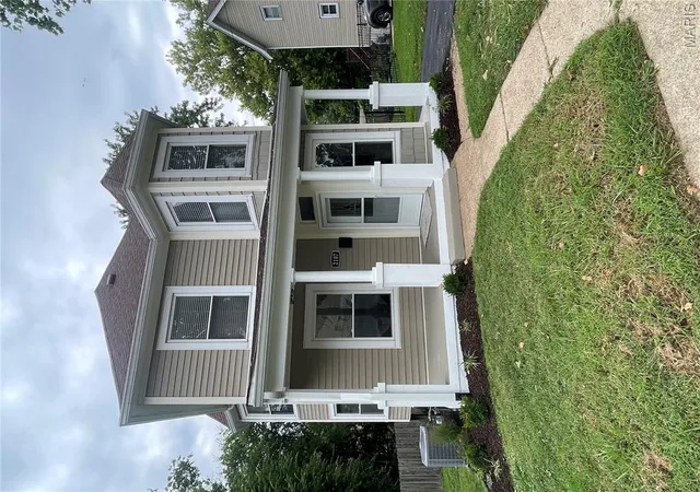 Photo 1 of Sale Pending at 2107 Alameda Ave, Saint Louis, MO 63143 | MLS# MIS26053664 | Listing updated on 2026-08-28