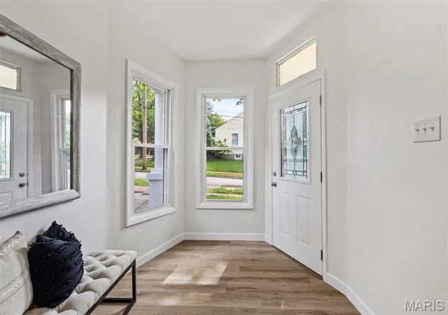 3rd image of 2107 Alameda Ave, Saint Louis, MO 63143 | MLS# MIS26053664