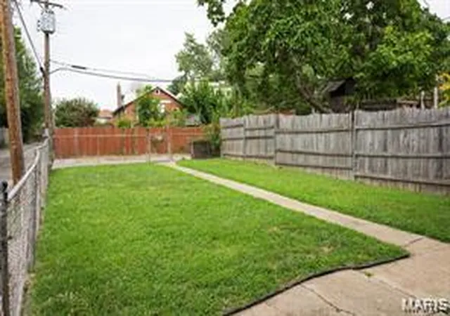 42nd image of 3543 Tennessee Ave, St Louis, MO 63118 | MLS# MIS26053678