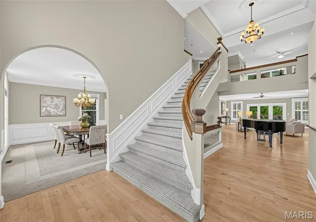 Photo 3 of Single family home for sale at 12923 Conway Rd, Saint Louis, MO 63141 | MLS# MIS26053681 | Listing updated on 2026-10-05
