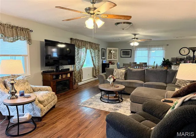3rd image of 311 Gex Street S, La Plata, MO 63549 | MLS# MIS26053692