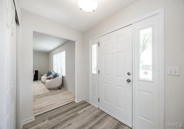 Photo 2 of Single family home for sale at 1508 Progress Ln, Belleville, IL 62221 | MLS# MIS26053697 | Listing updated on 2026-09-14