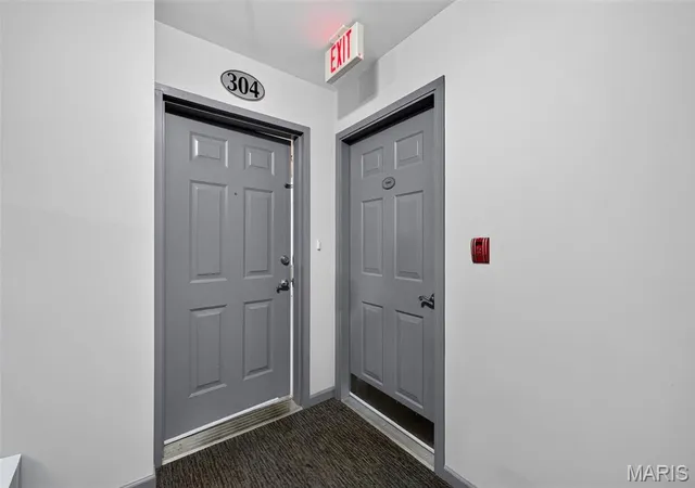 Photo 3 of Condo for sale at 6 Monarch Trace Ct #304, Chesterfield, MO 63017 | MLS# MIS26053702 | Listing updated on 2026-09-14