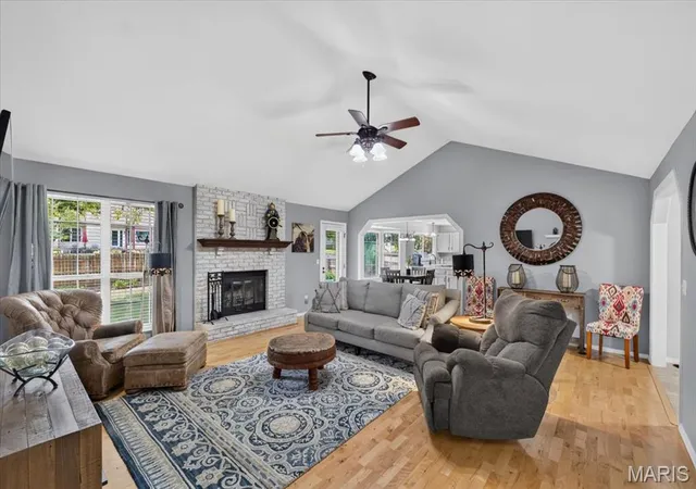 Photo 2 of Sale Pending at 2713 Sundowner Dr, St Charles, MO 63303 | MLS# MIS26053708 | Listing updated on 2026-08-30