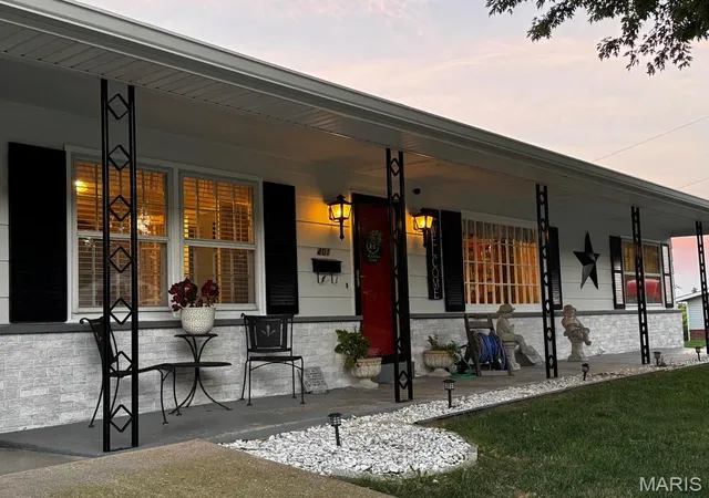 3rd image of 401 Welane Ave, Louisiana, MO 63353 | MLS# MIS26053714