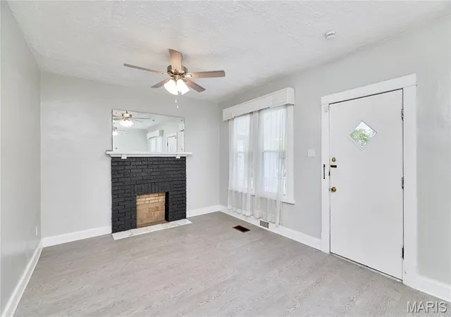 Photo 4 of Single family home for sale at 6462 Wanda Ave, Saint Louis, MO 63116 | MLS# MIS26053727 | Listing updated on 2026-09-05