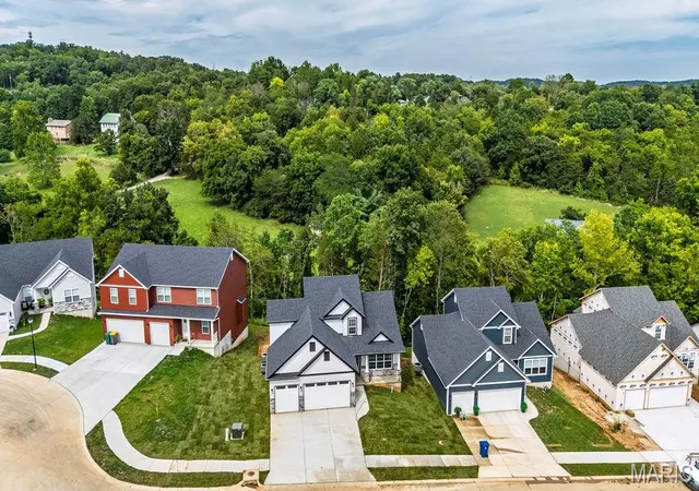 39th image of 3725 Bullsway Dr, Imperial, MO 63052 | MLS# MIS26053730