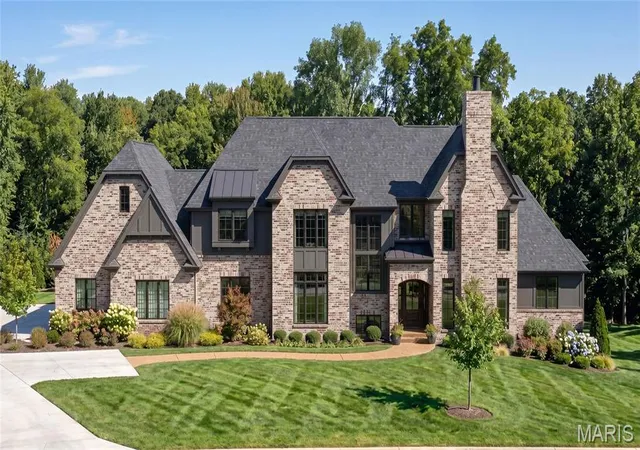 Photo 3 of Mansion for sale at 1 Tbb Hawthorne I @ Ballas Ridge, Saint Louis, MO 63131 | MLS# MIS26053736 | Listing updated on 2026-08-20