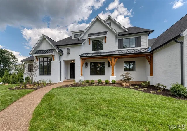Photo 3 of Single family home for sale at 1 Tbb Westchester Iv @ Ballas Ridge, Saint Louis, MO 63131 | MLS# MIS26053741 | Listing updated on 2026-08-20