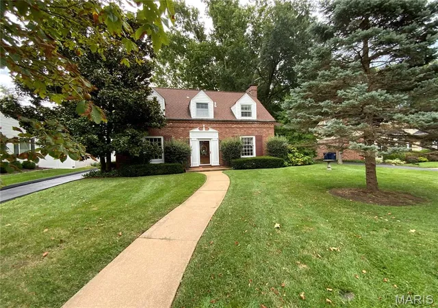 1st image of 6 Hawthorne Ct, Oakland, MO 63122 | MLS# MIS26053753