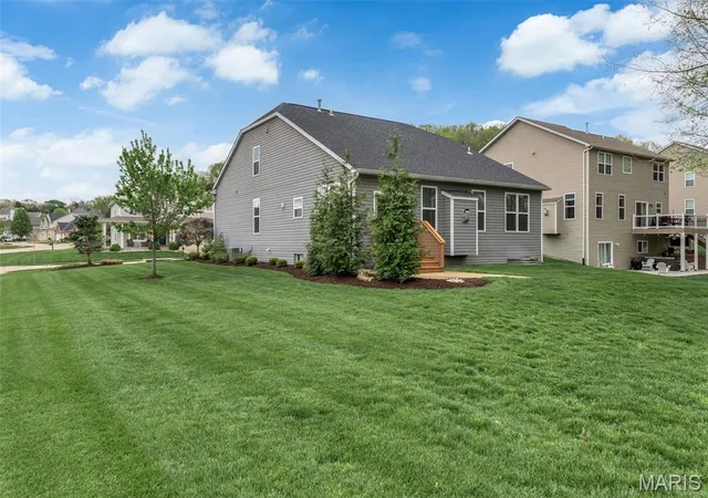 4th image of 917 Summit Oaks Dr, Eureka, MO 63025 | MLS# MIS26053765