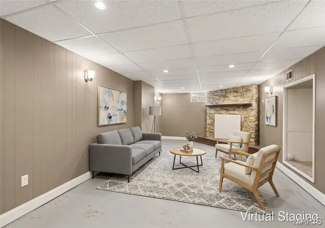 Photo 2 of Single family home for sale at 225 Mohican Ln, Florissant, MO 63033 | MLS# MIS26053767 | Listing updated on 2026-09-28