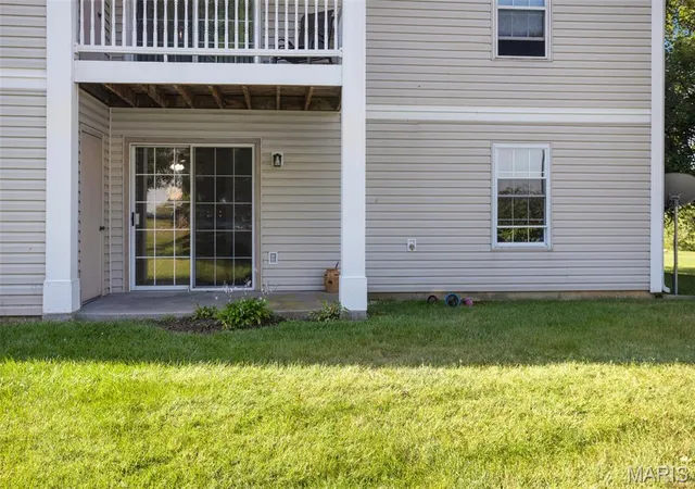 image of 4233 Heritage Woods Dr, St Louis, MO 63129