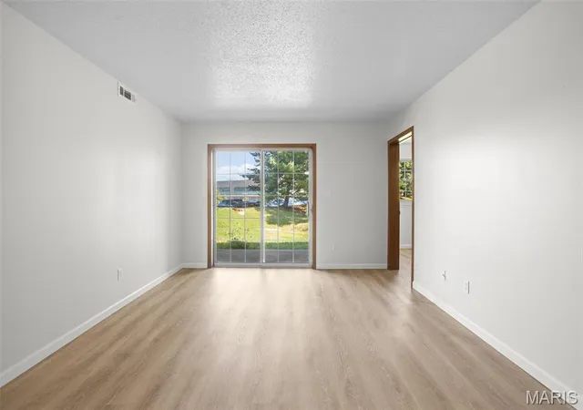 image of 4233 Heritage Woods Dr #C, St Louis, MO 63129 | MLS# MIS26053783
