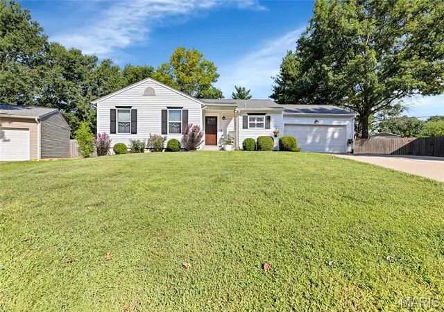 Photo 3 of Sale Pending at 601 Big Timber Ln, O Fallon, MO 63368 | MLS# MIS26053786 | Listing updated on 2026-08-25