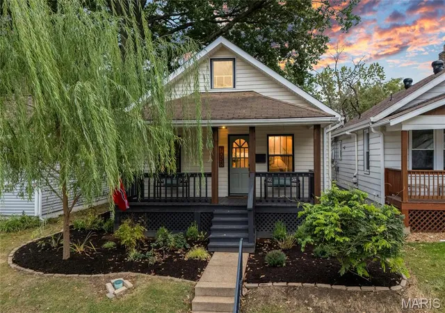 Single family home for sale at 7058 Sutherland Ave, Saint Louis, MO 63109 | MLS# MIS26053797