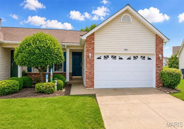 Photo 1 of Sale Pending at 1061 Silo Bend Dr, Wentzville, MO 63385 | MLS# MIS26053803 | Listing updated on 2026-08-29