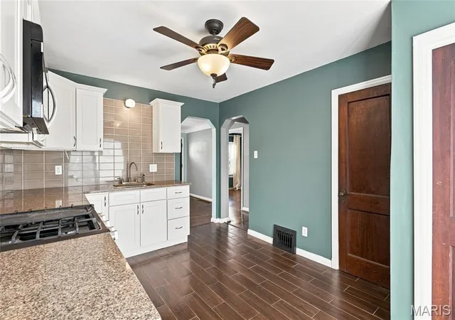 4th image of 234 W Rose Hill Ave, St Louis, MO 63122 | MLS# MIS26053818