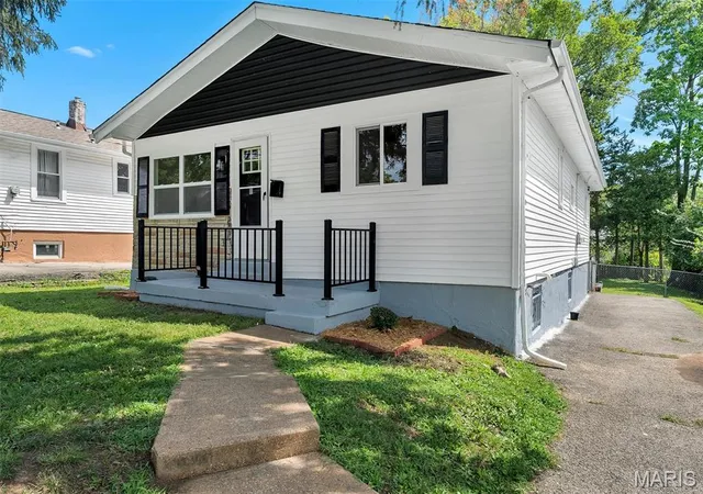 2nd image of 7530 Trenton Ave, Saint Louis, MO 63130 | MLS# MIS26053822