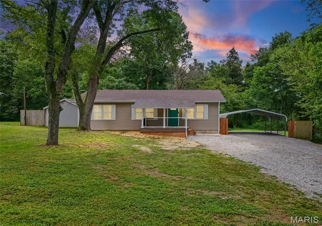 1st image of 9632 Meadow Dr, Hillsboro, MO 63050 | MLS# MIS26053847