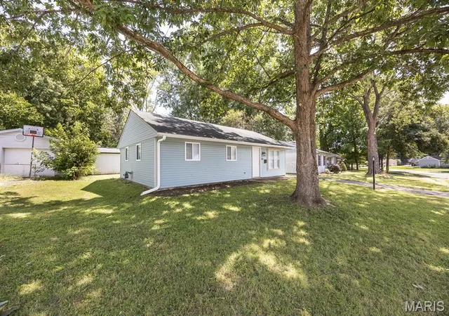 18th image of 15 Scarlet Dr, Belleville, IL 62220 | MLS# MIS26053850