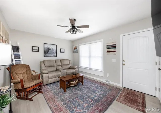 2nd image of 15 Scarlet Dr, Belleville, IL 62220 | MLS# MIS26053850