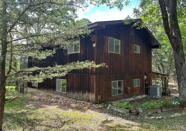 Photo 1 of Single family home for sale at 4176 Hickory Lake Rd, Owensville, MO 65066 | MLS# MIS26053856 | Listing updated on 2026-08-26
