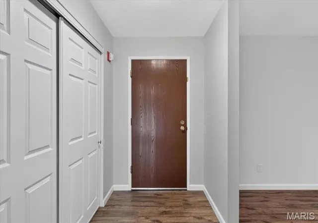 Photo 2 of Condo for sale at 585 Coeur De Royale Dr #201, Creve Coeur, MO 63141 | MLS# MIS26053869 | Listing updated on 2026-09-02