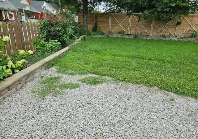 5th image of 1109 Fulton Ave, Hannibal, MO 63401 | MLS# MIS26053877