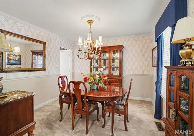Photo 4 of Single family home for sale at 401 Woodrun Dr, Ballwin, MO 63021 | MLS# MIS26053881 | Listing updated on 2026-10-05