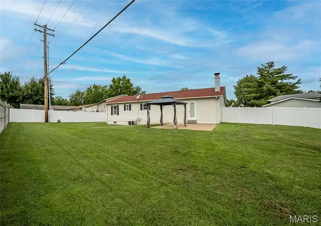 Photo 38 of Sale Pending at 33 W Garden Walk Dr, Saint Peters, MO 63376 | MLS# MIS26053882 | Listing updated on 2026-08-28