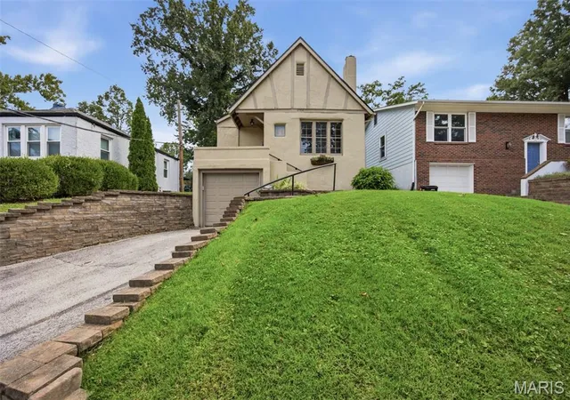 1st image of 8748 Pine Ave, Saint Louis, MO 63144 | MLS# MIS26053885