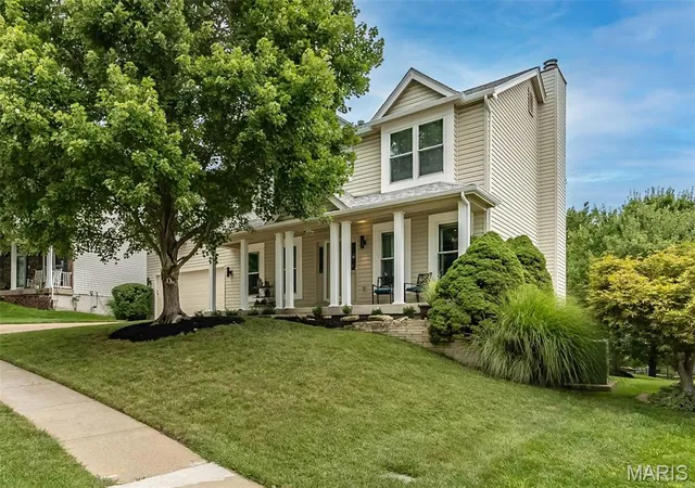 Photo 2 of Single family home for sale at 204 Hillsboro Ct, O Fallon, MO 63368 | MLS# MIS26053897 | Listing updated on 2026-08-31