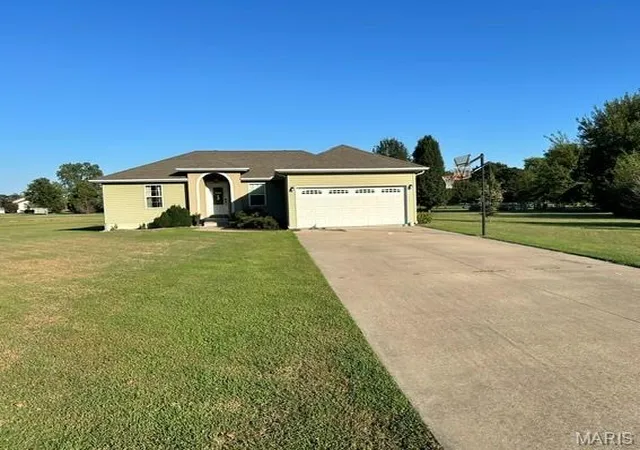 1st image of 6 Judy Dr, Sikeston, MO 63801 | MLS# MIS26053921