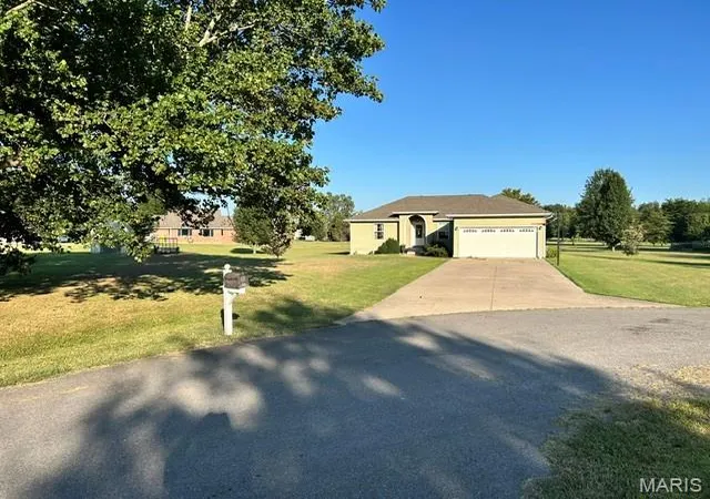 2nd image of 6 Judy Dr, Sikeston, MO 63801 | MLS# MIS26053921