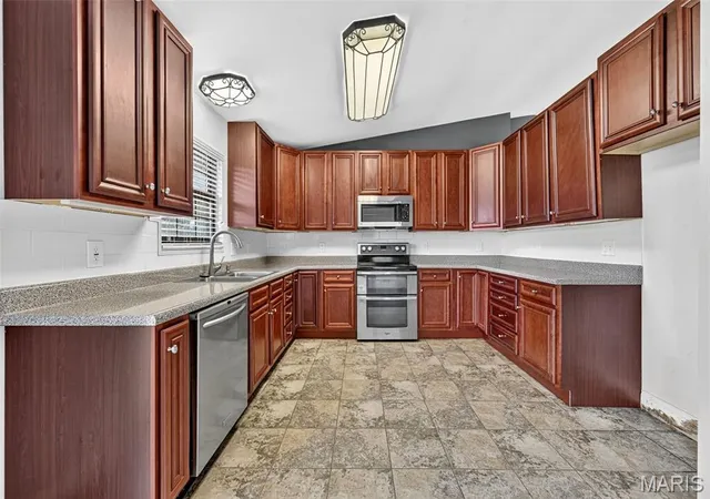 Photo 3 of Single family home for sale at 10755 Kennerly Rd, Saint Louis, MO 63128 | MLS# MIS26053924 | Listing updated on 2026-09-02