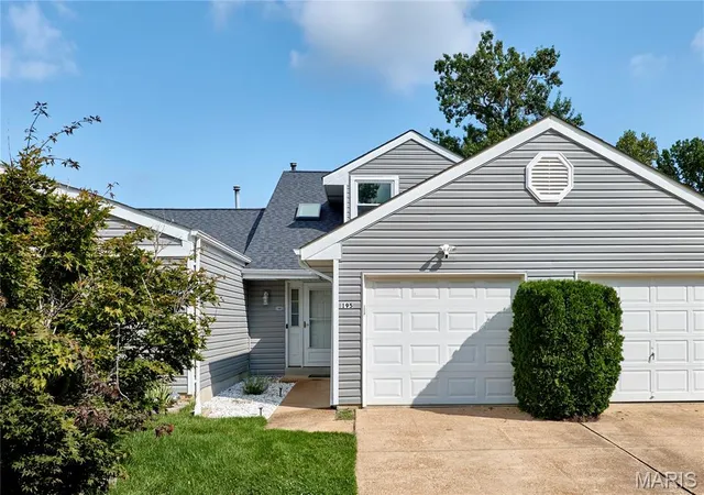 Photo 1 of Sale Pending at 195 Rutherglen Dr, Valley Park, MO 63088 | MLS# MIS26053926 | Listing updated on 2026-09-15