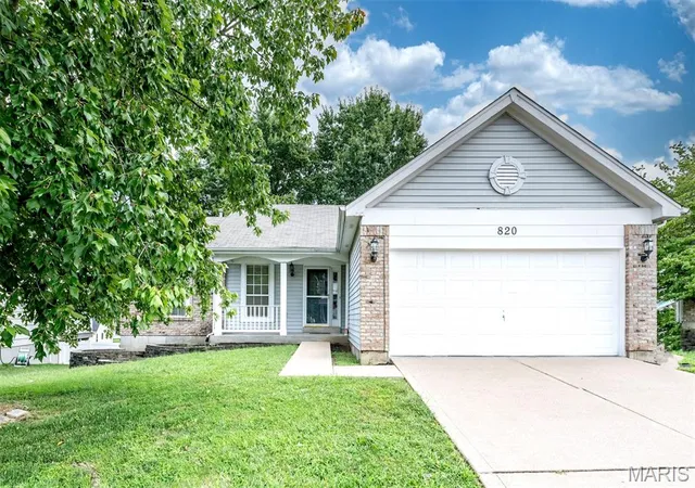 1st image of 820 Fall Crown Ln, Fenton, MO 63026 | MLS# MIS26053933