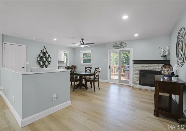 Photo 4 of Sale Pending at 2844 Owendale Ct, Saint Louis, MO 63129 | MLS# MIS26053939 | Listing updated on 2026-09-12