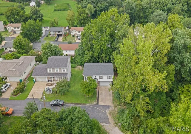 28th image of 907 Guenzler Dr, Imperial, MO 63052 | MLS# MIS26053966