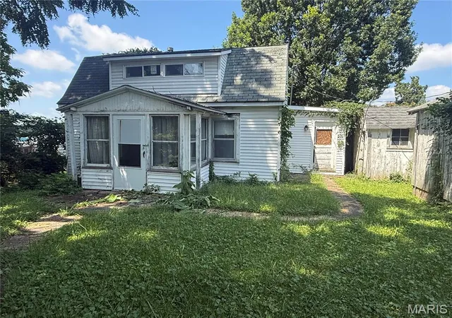 1st image of 2622 2626 Rackliffe St, Hannibal, MO 63401 | MLS# MIS26053968