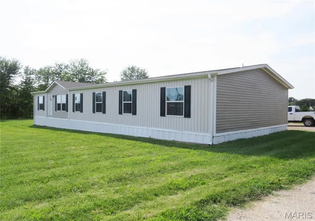 3rd image of 1917 Hwy Nn, Hermann, MO 65041 | MLS# MIS26053971
